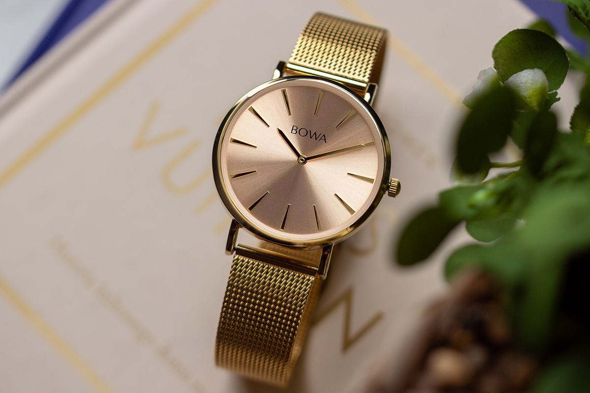 Zegarek damski na bransolecie – stylowa klasyka w nowoczesnym wydaniu
