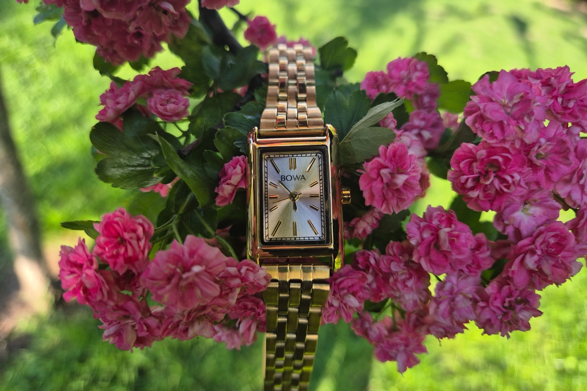 Klasyczny, ponadczasowy, piękny – sięgnij po zegarek damski retro